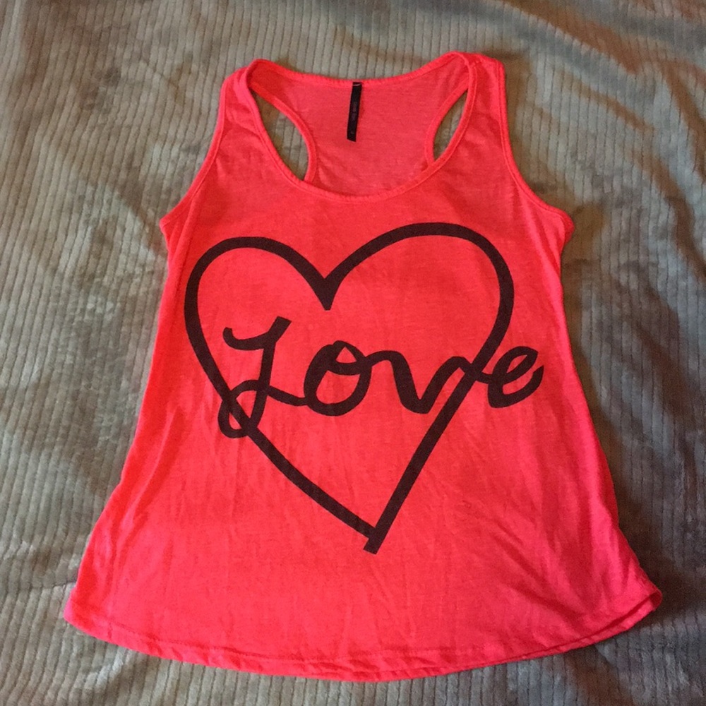Pink tank top 💘